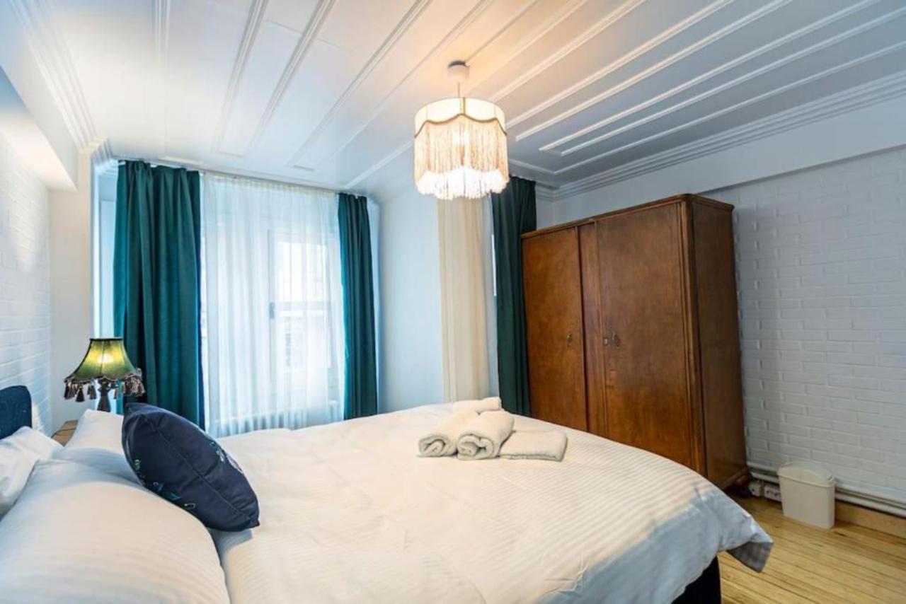 Historical 4-Br Home Steps From Besiktas Stadium & Bosphorus Views - Prime Nisantasi Location! Istanbul Exterior foto