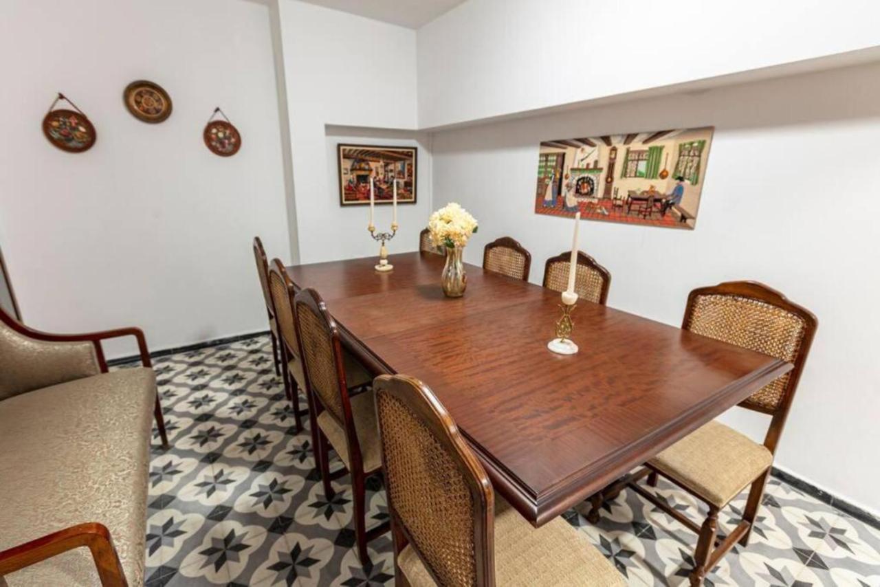Historical 4-Br Home Steps From Besiktas Stadium & Bosphorus Views - Prime Nisantasi Location! Istanbul Exterior foto