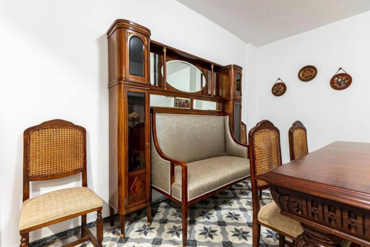 Historical 4-Br Home Steps From Besiktas Stadium & Bosphorus Views - Prime Nisantasi Location! Istanbul Exterior foto